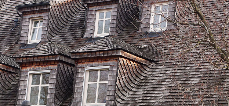 Wood Shakes Roofing Contractors Winnetka